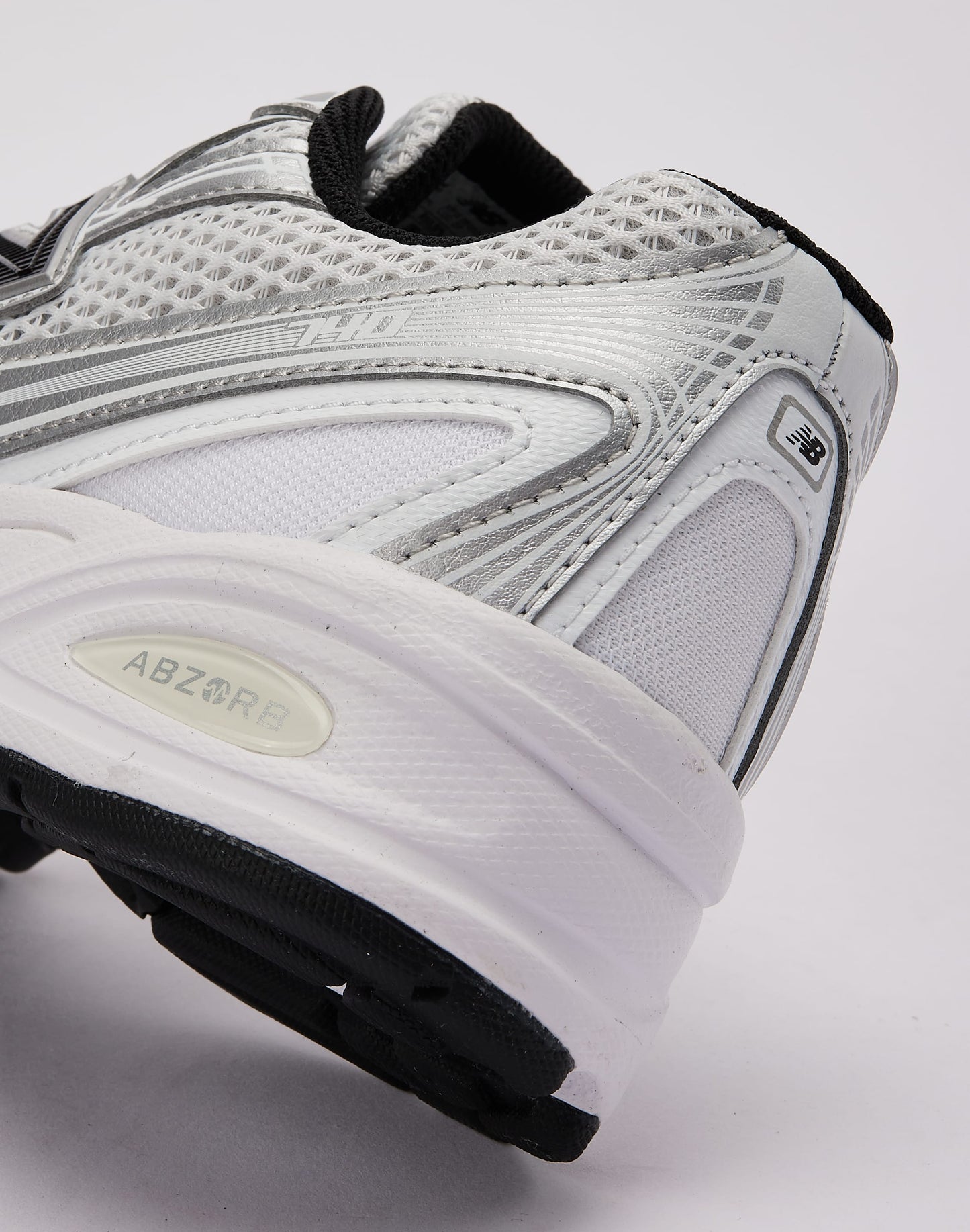 New Balance 740 Grade-School