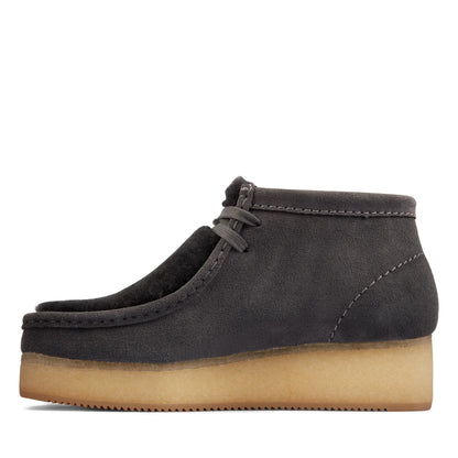 Clarks Wallabee Wedge 26163280 Womens Gray Suede Lace Up Chukkas Boots