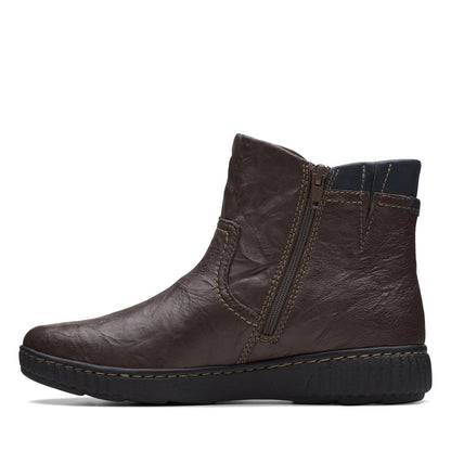 Clarks Magnolia Haley 26174341 Womens Brown Leather Ankle & Booties Boots