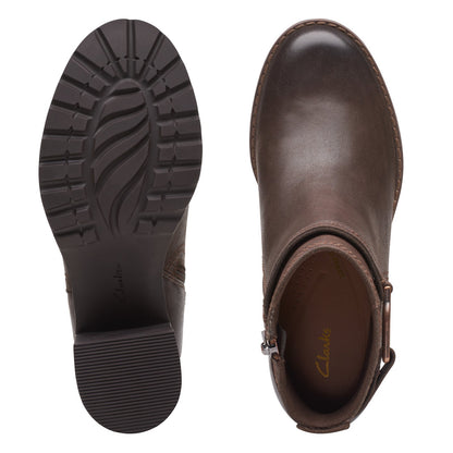 Clarks Leda Strap 26174960 Womens Brown Leather Ankle & Booties Boots