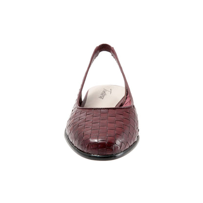 Trotters Lucy T1711-755 Womens Burgundy Narrow Slingback Flats Shoes