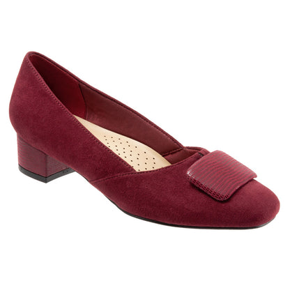 Trotters Delse T1852-601 Womens Red Suede Slip On Pumps Heels Shoes