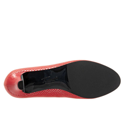 Trotters Fab T1905-600 Womens Red Wide Leather Slip On Pumps Heels Shoes