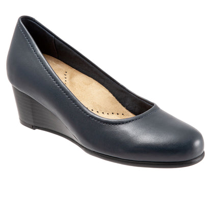 Trotters Winnie T1965-400 Womens Blue Leather Slip On Pumps Heels Shoes