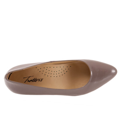 Trotters Jewel T2126-118 Womens Brown Leather Slip On Pumps Heels Shoes