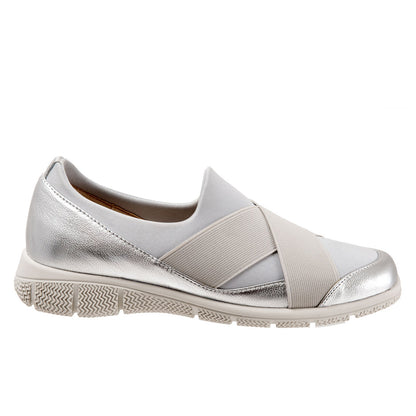 Trotters Urbana T2167-044 Womens Silver Canvas Lifestyle Sneakers Shoes