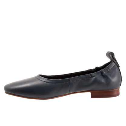 Trotters Gia T2252-400 Womens Blue Wide Leather Slip On Ballet Flats Shoes