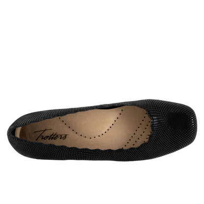 Trotters Sabine T2255-004 Womens Black Leather Slip On Ballet Flats Shoes