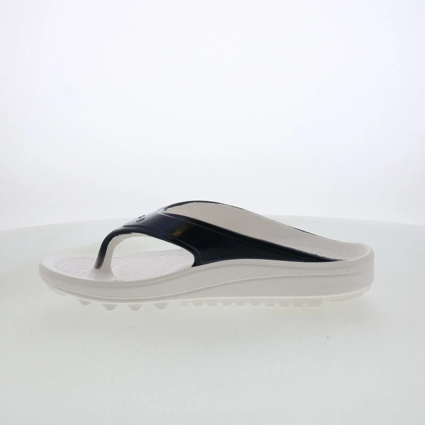 Spenco Fusion 2 Thong Pearl SP1087BLK Womens Black Flip-Flops Sandals Shoes