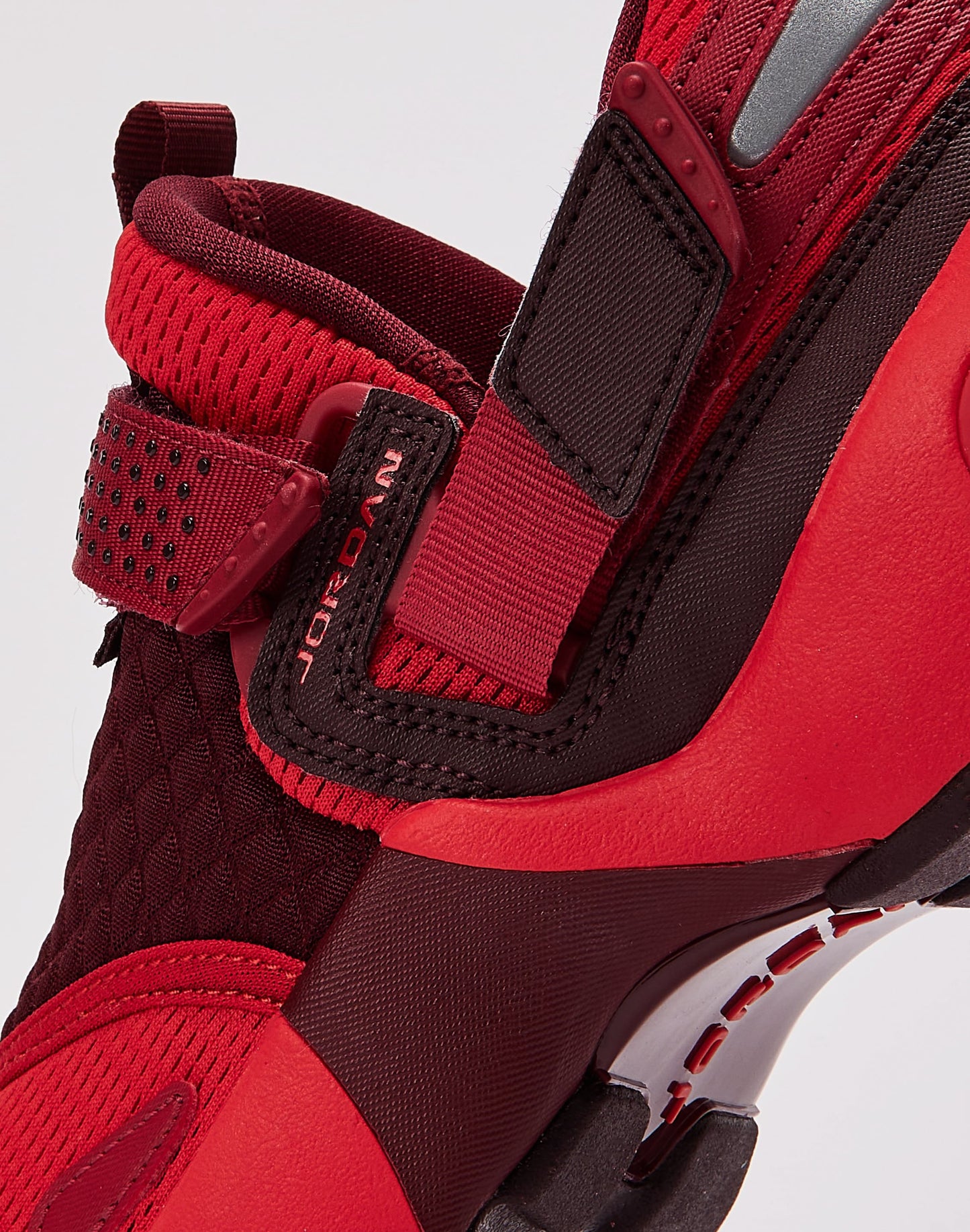 Jordan  Trunner LX