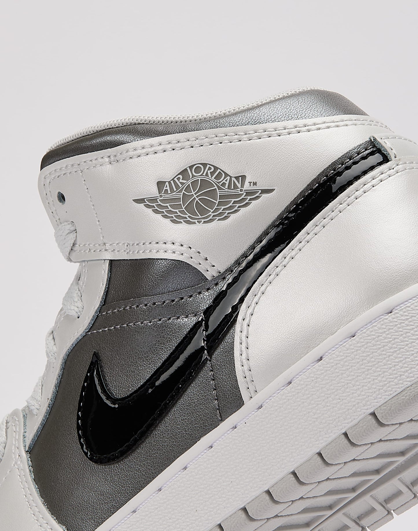 Jordan Air Jordan 1 Mid SE Grade-School