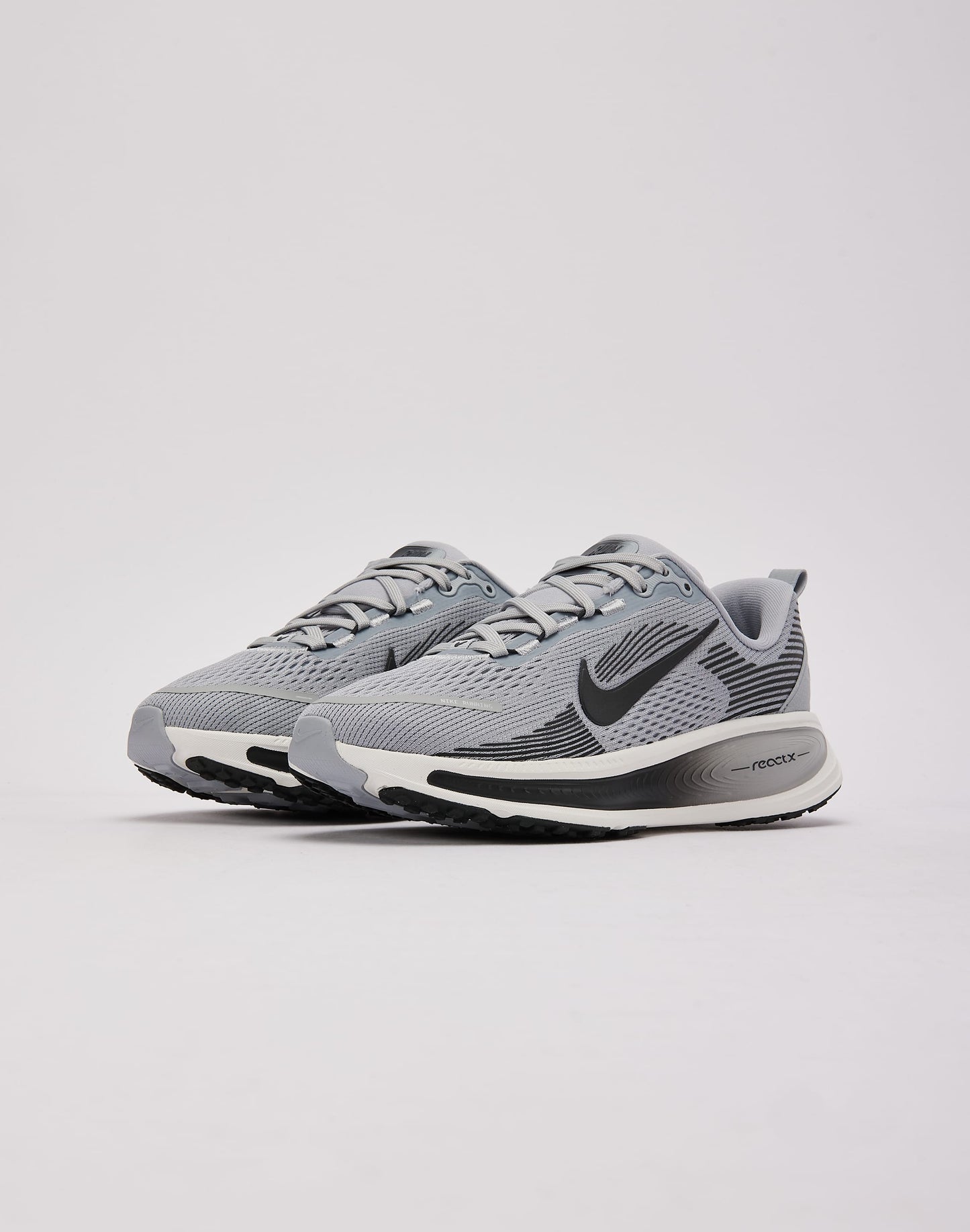 Nike Vomero 18 Grade-School