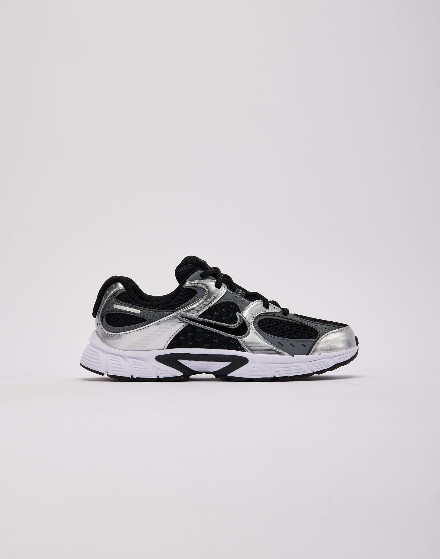 Nike V5 RNR Grade-School