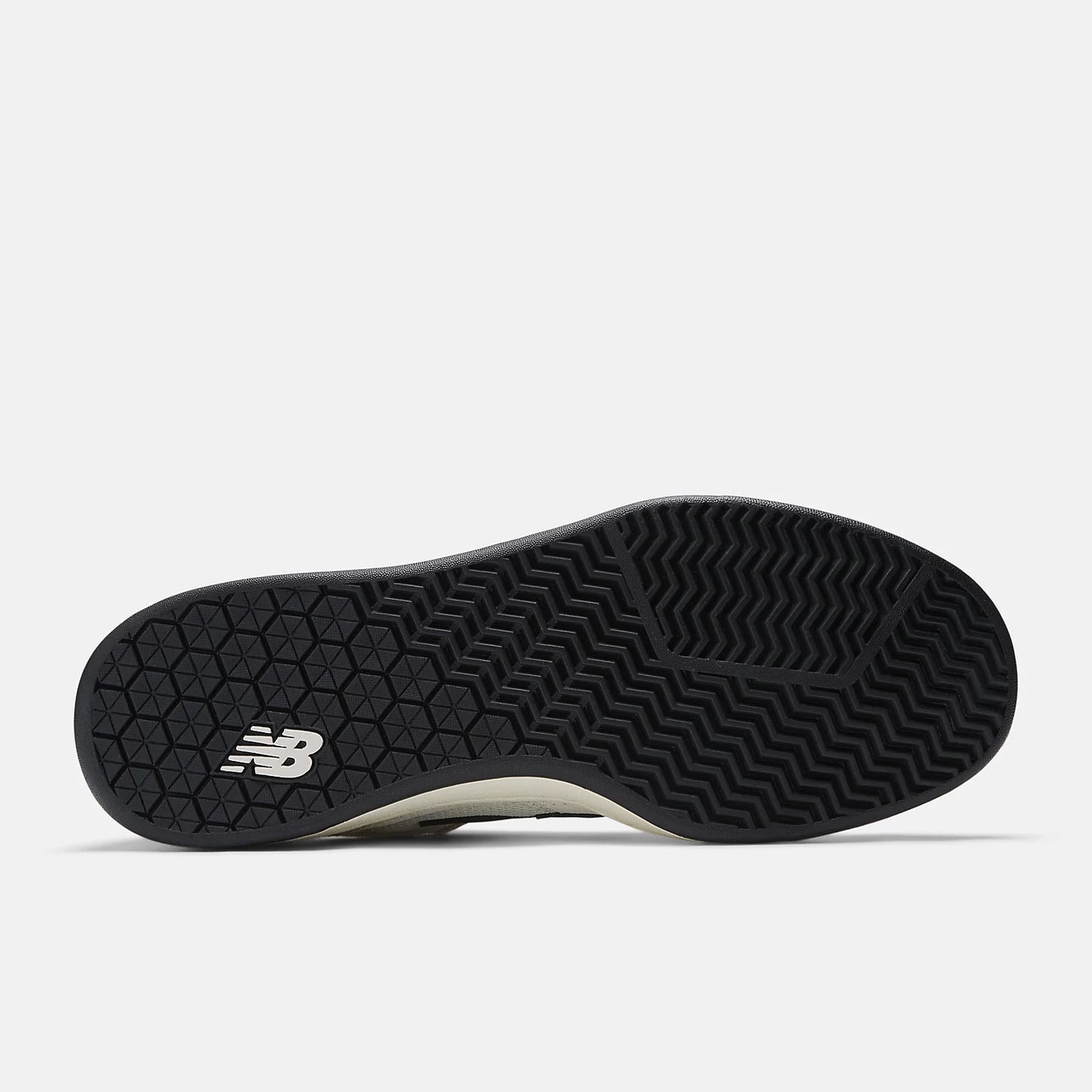New Balance Numeric 440 V2 WIDE Sea Salt/Black Shoes