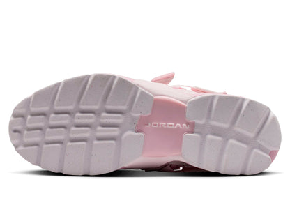 Women's Jordan Trunner LX in Iced Carmine