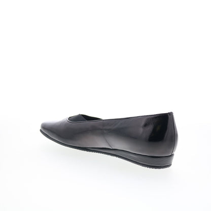 SoftWalk Viana S2217-005 Womens Black Leather Slip On Ballet Flats Shoes