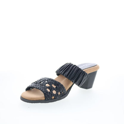 Trotters Mae T2314-001 Womens Black Leather Slip On Heeled Sandals Shoes